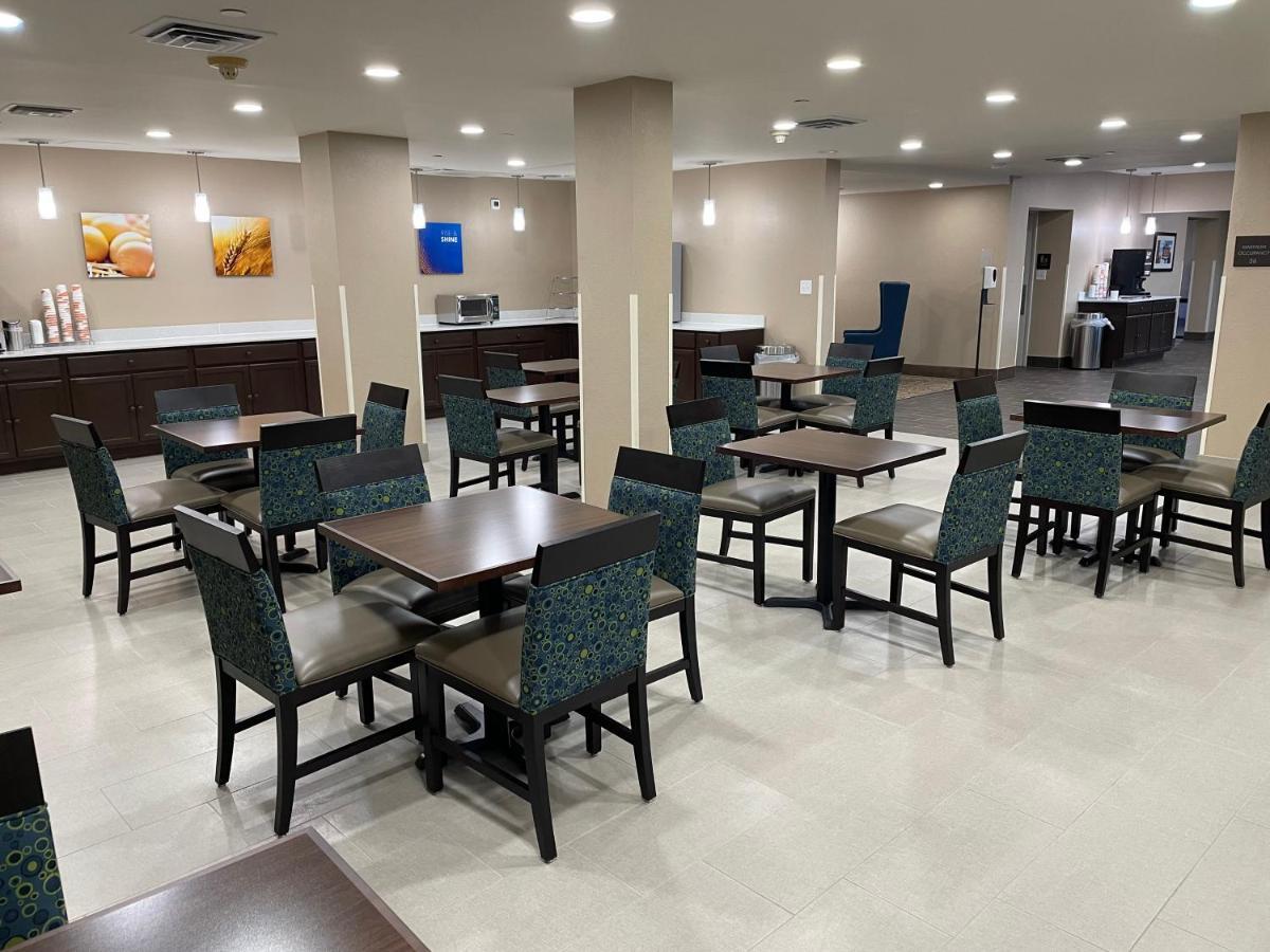 Quality Inn & Suites Spring Lake - Fayetteville Near Fort Bragg Exteriér fotografie